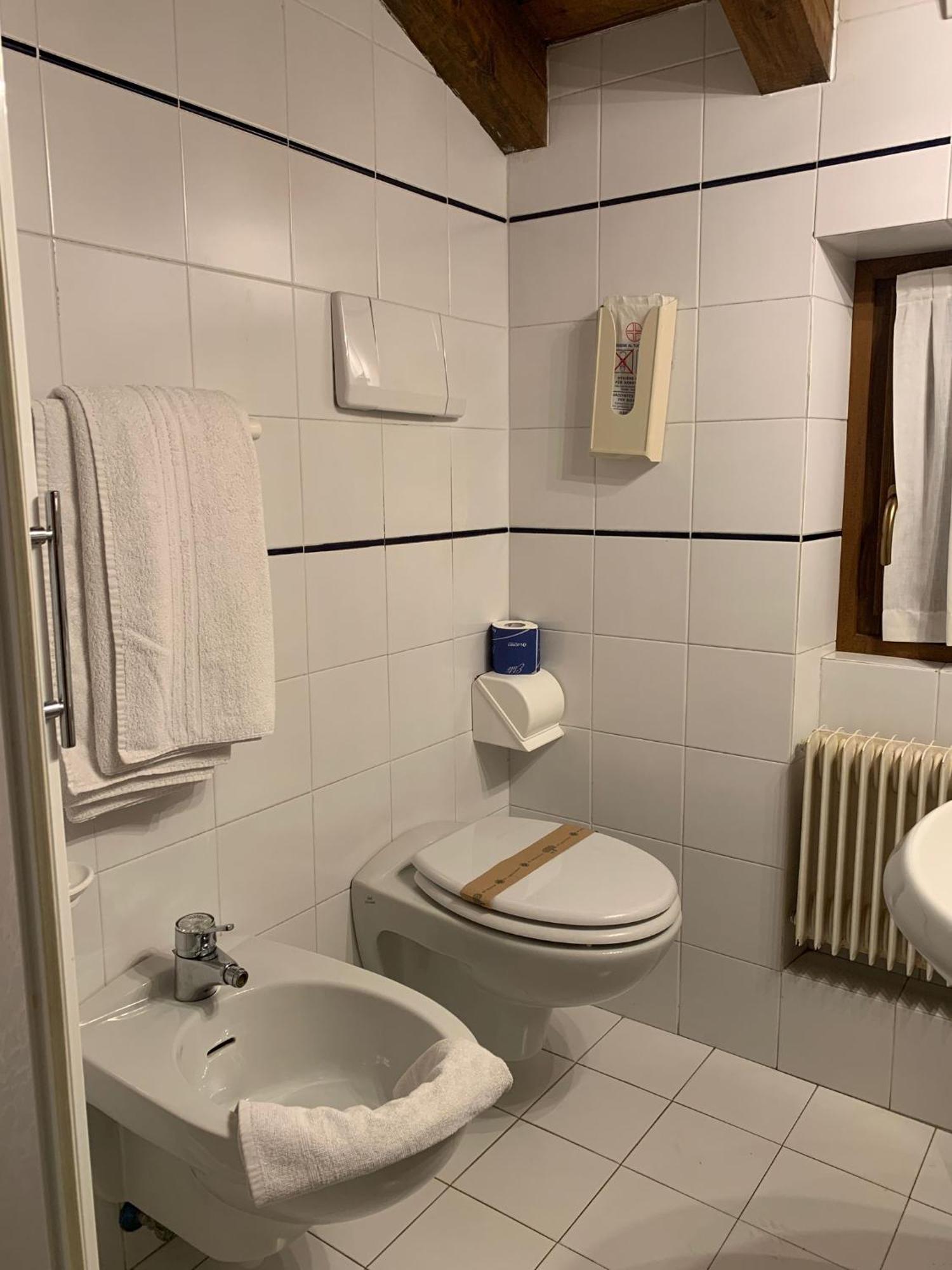 Quadruple Room with Mountain View,1528356847:JPEG